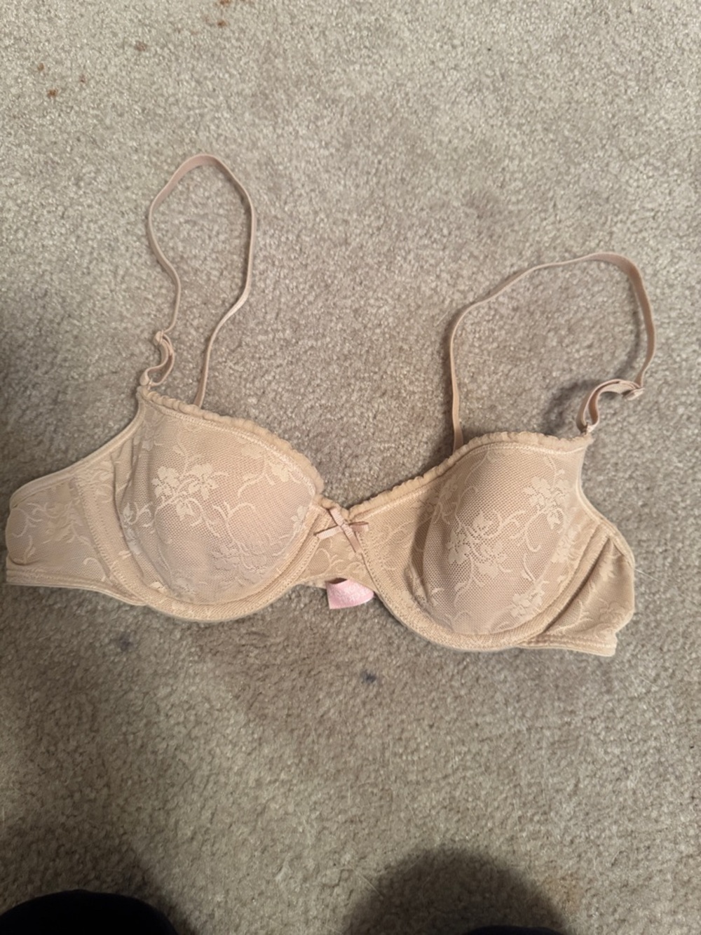 Victoria's Secret Beige Lace Underwire Bra